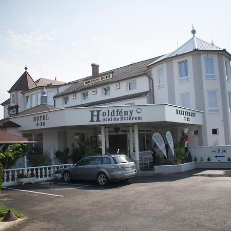 Holdfény Hotel Forro Esterno foto