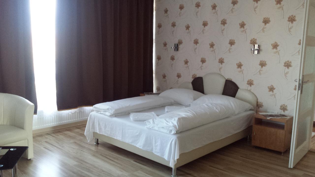 Holdfény Hotel Forro Esterno foto